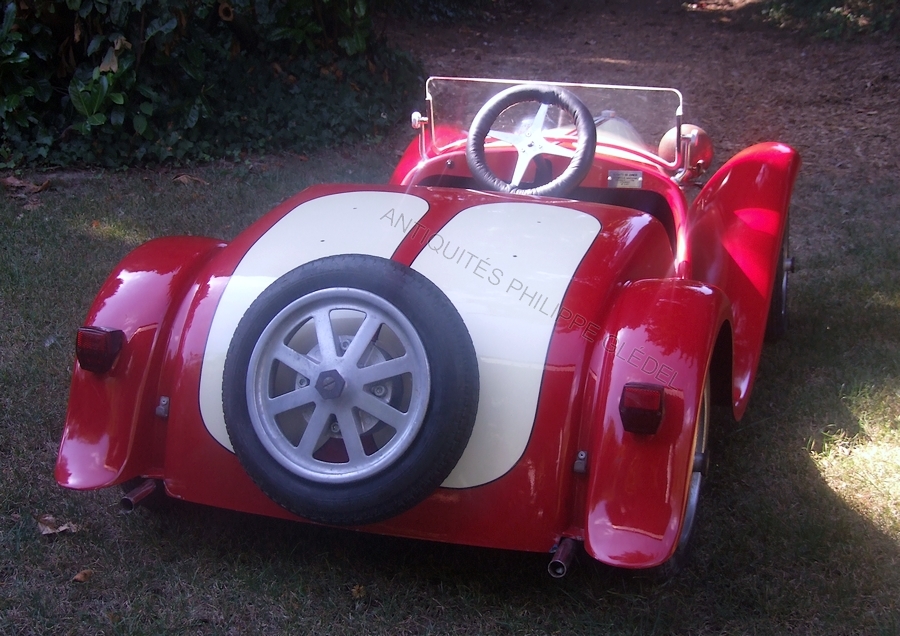 Replique-Bugatti-enfant-De-la-Chapelle