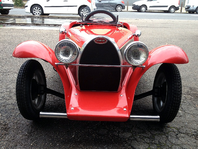 Bugatti-Star-55-De-la-Chapelle-d-enfant-moteur-thermique