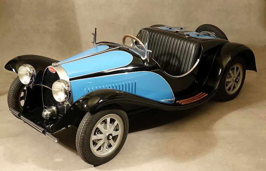 Petite-voiture-Bugatti-Jouet-Junior-De-la-Chapelle-T-55-enfant