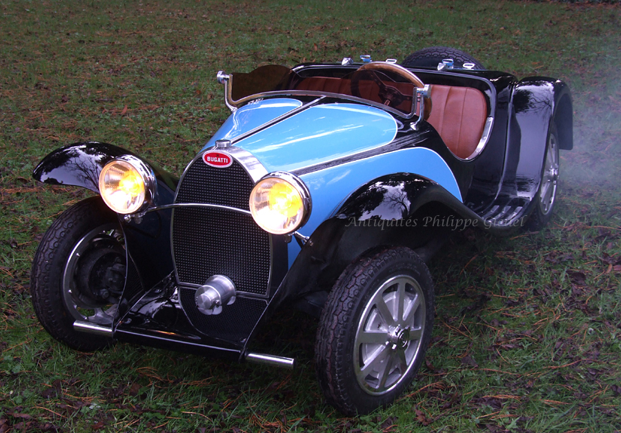 Bugatti-replique-echelle-1/2-jouet