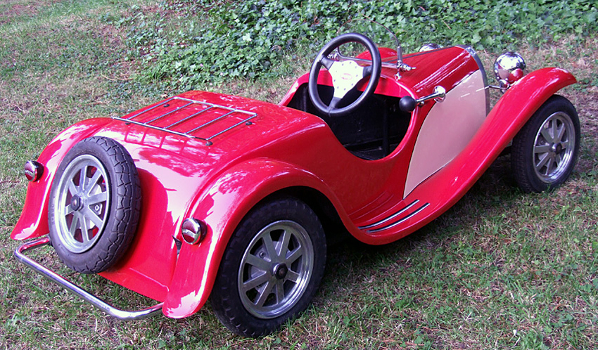 Bugatti-baby-type-55-a-moteur-thermique 