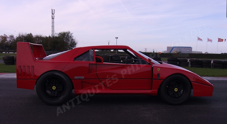 jouet-de-luxe-voiture-enfant-a-moteur-ferrari