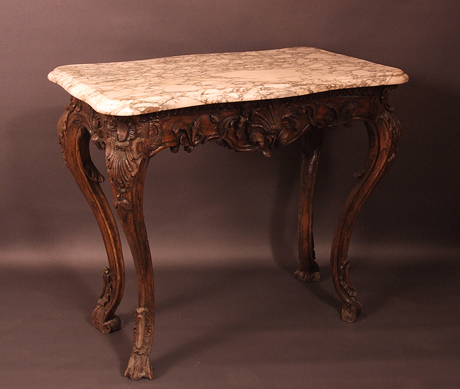 Table-de-milieu-epoque-Regence