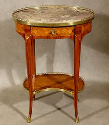 Petite table Transition à la Reine Paris époque fin Louis XV