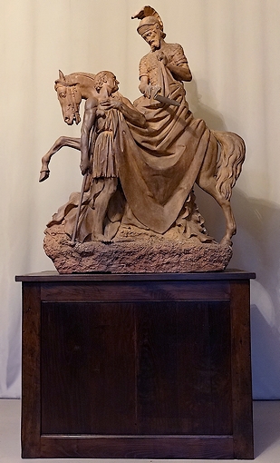 Very-large-big-equestrian-group-Terracotta-sculpture-on-pedestal