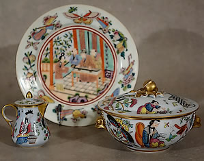 Bouillon-pot a lait- assiette-porcelaine-de-Bayeux-décor-chinois-Langlois