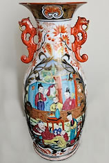 Important vase en porcelaine de Bayeux tricololore Joachim Langlois signature au caducé