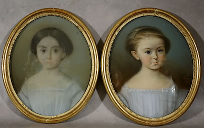 Paire de portraits en tondo d'enfants signés Gobert XIXe siècle