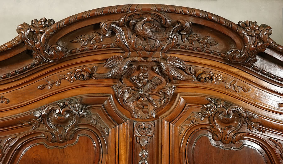 Armoire de port en acajou massif havraise f&eacute;campoise