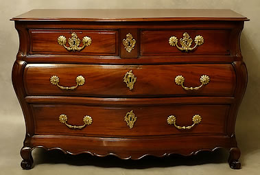 Bordeaux-mahogany-shaped-chest-commode-french