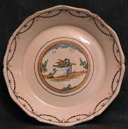 Assiette-faience-Nevers-mariage-Nevers- Decor-oiseau-colombes-pigeons