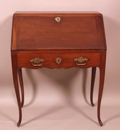 Petit-bureau-malouin-acajou