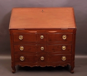 Commode-scriban-nantais-acajou-de-Cuba