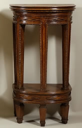 Sellette-console-tabouret-de-chantre