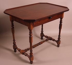 Table-gaiac-acajou-La-Rochelle
