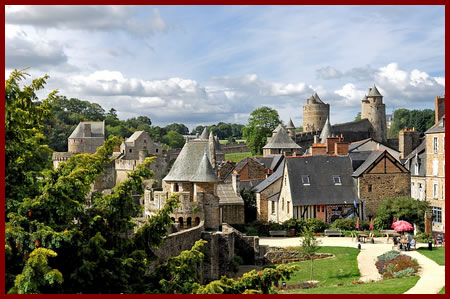 Ch&acirc;teau de Foug&egrave;res